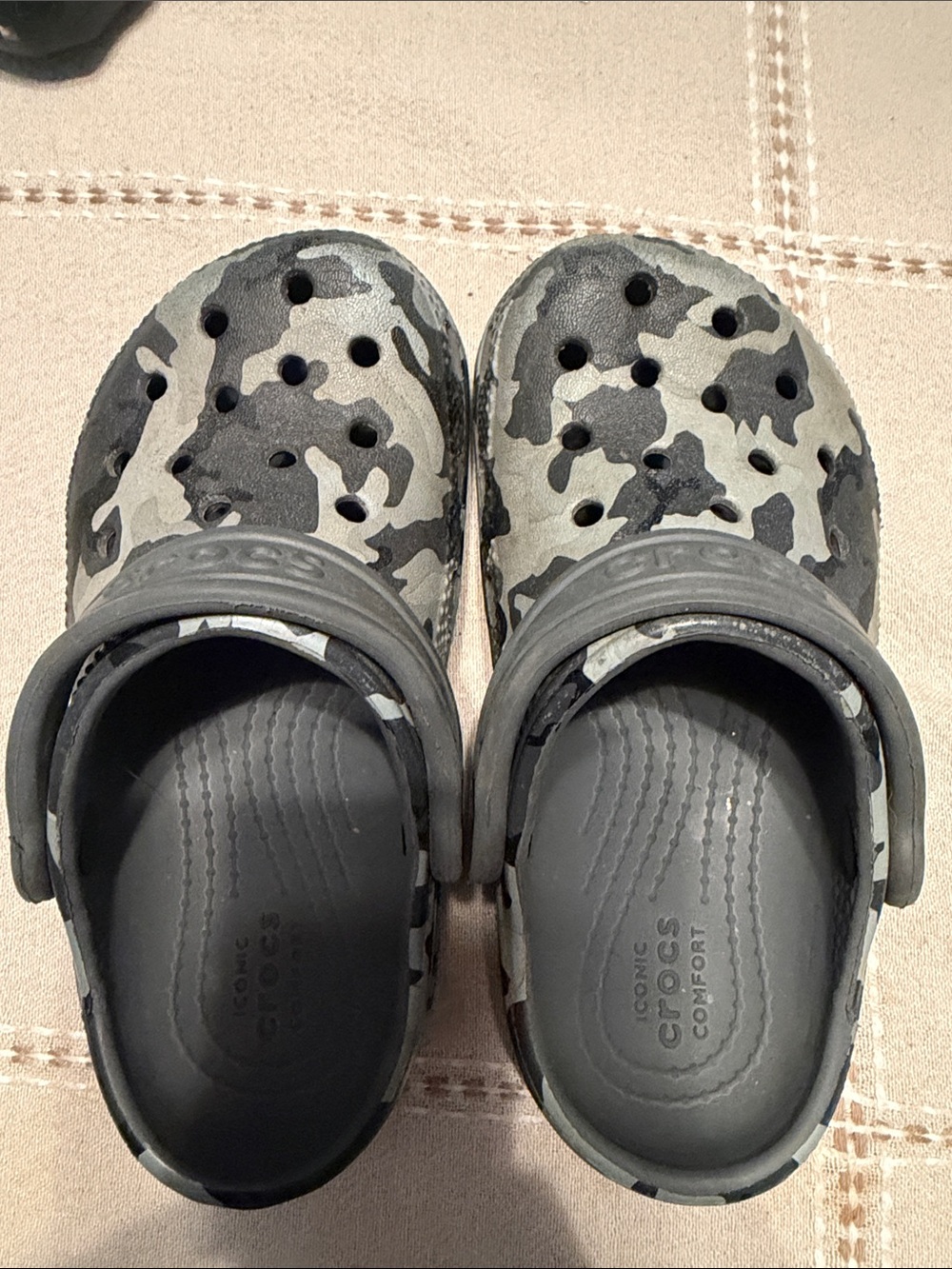 Toddler crocs